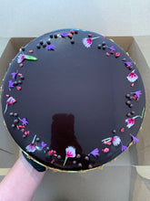 Charger l'image dans la galerie, Gâteau_dont_vous_etes_le_héros_montréal_chopine_pâtisserie