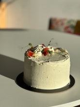 Charger l'image dans la galerie, Gateau_montreal_orange_amande_patisserie
