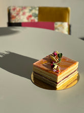 Charger l'image dans la galerie, Gateau_montreal_patisserie_fraise_mandarine_chocolat
