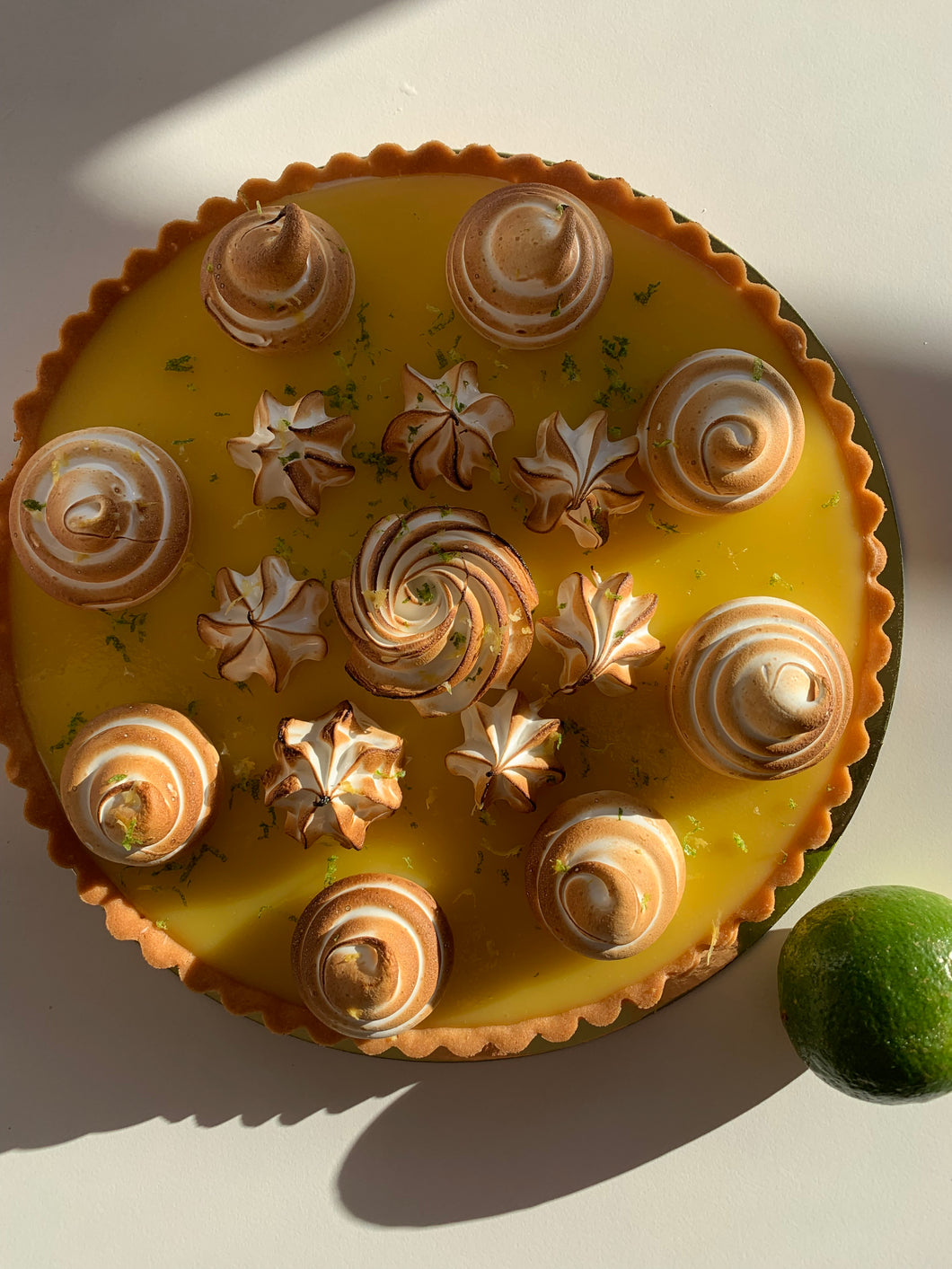 Tarte_citron_lime_montréal_meringue