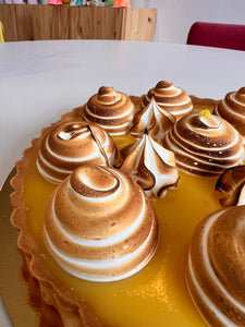 Tarte au citron meringue torchée Chopine Pâtisserie Montréal